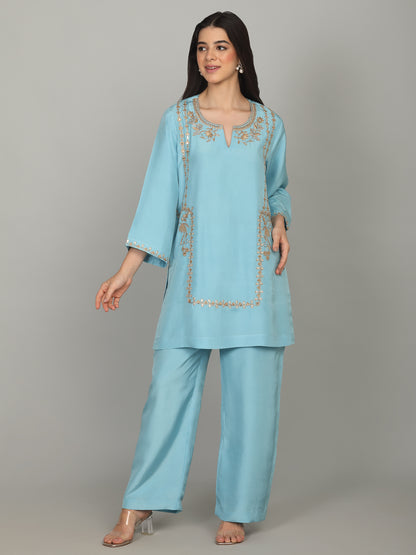 Blue Zari embroidered kurta and pant set