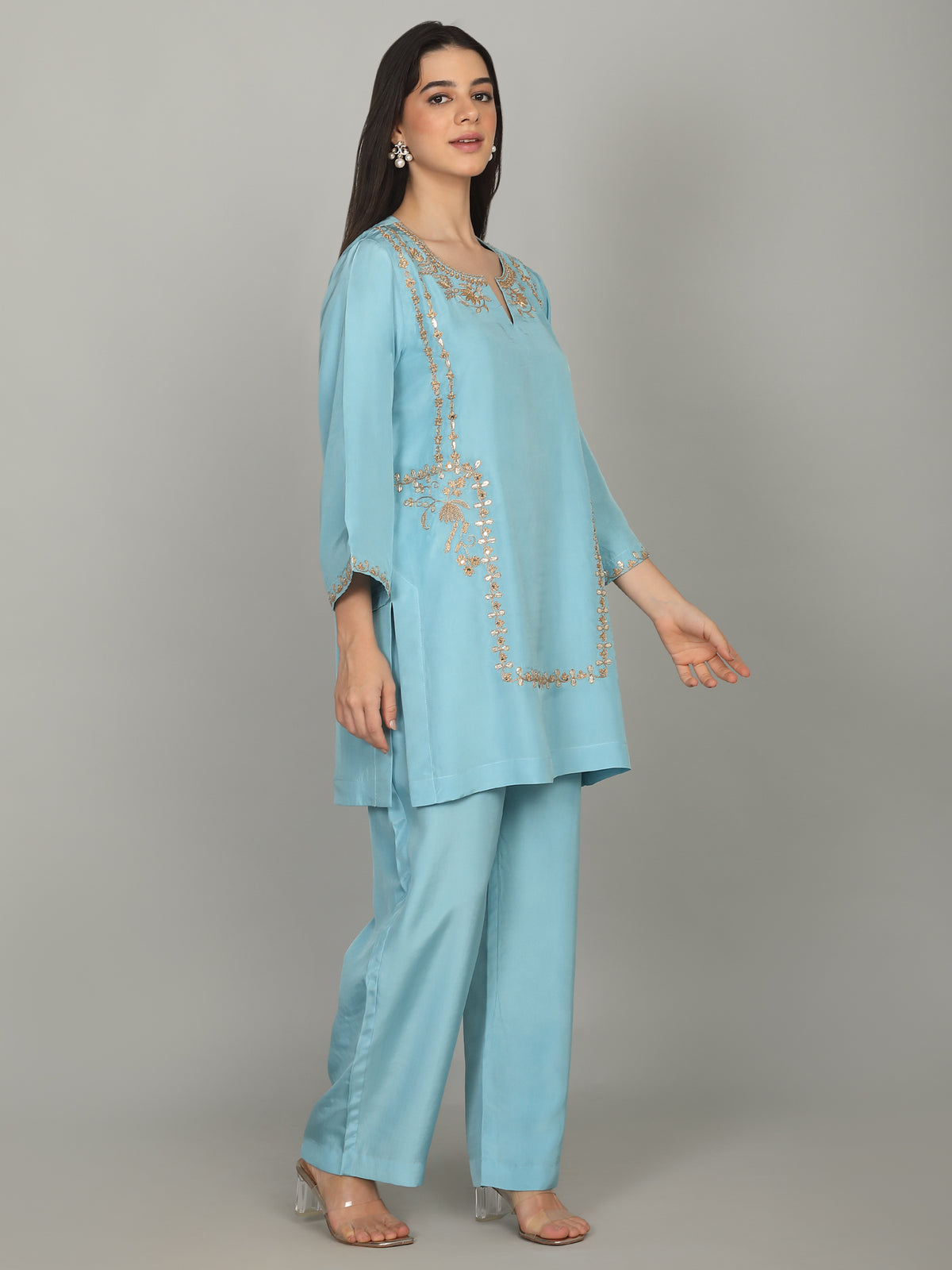 Blue Zari embroidered kurta and pant set