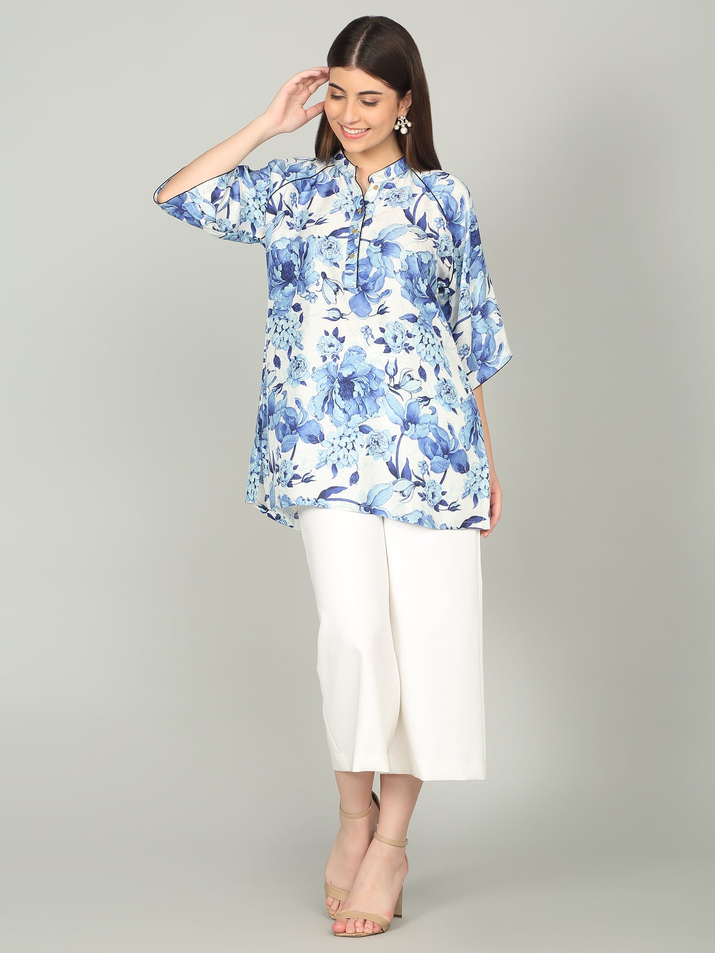 BLUE MIRAGE - Floral Tunic