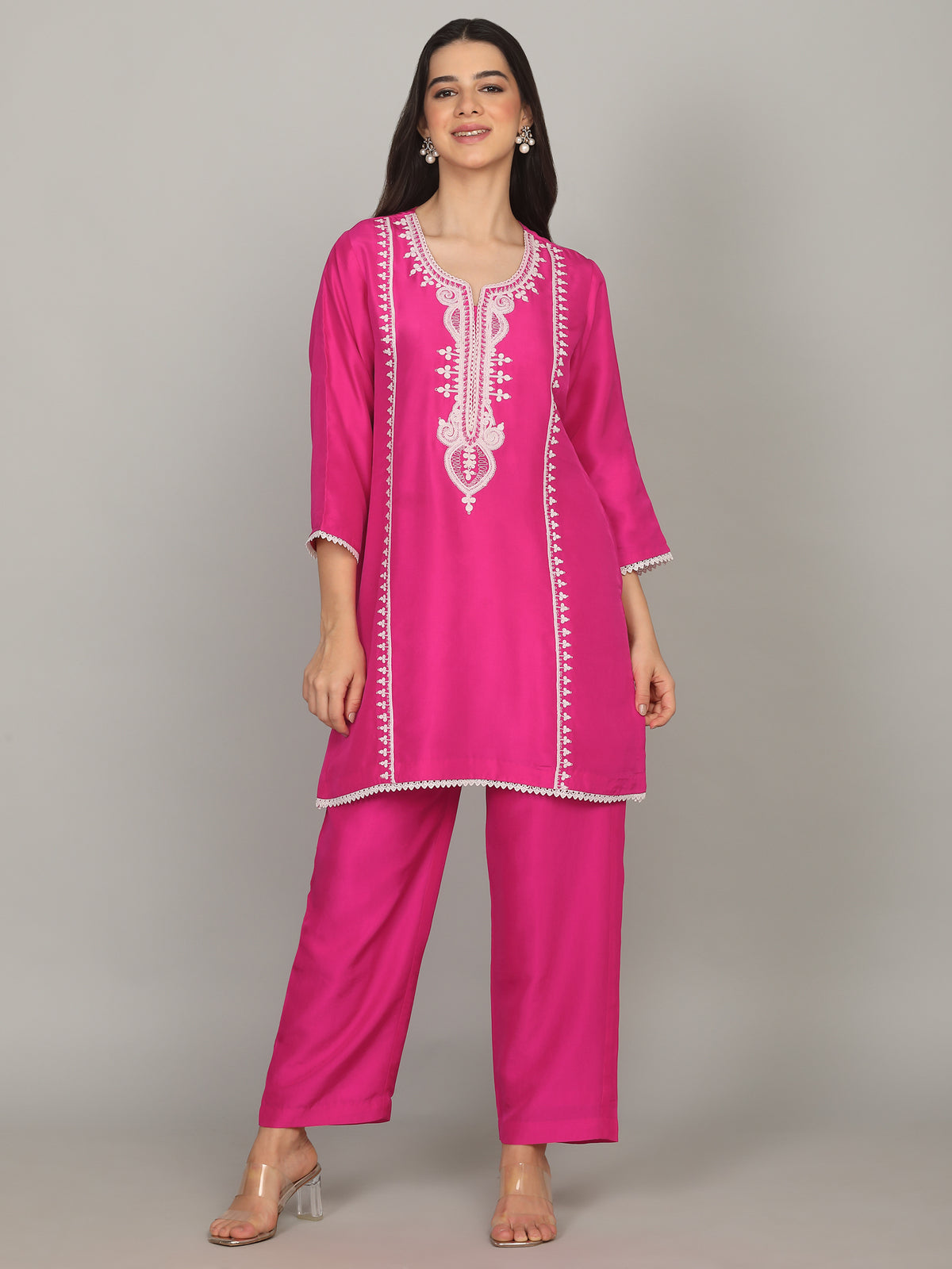 FUSCHIA NOOR
