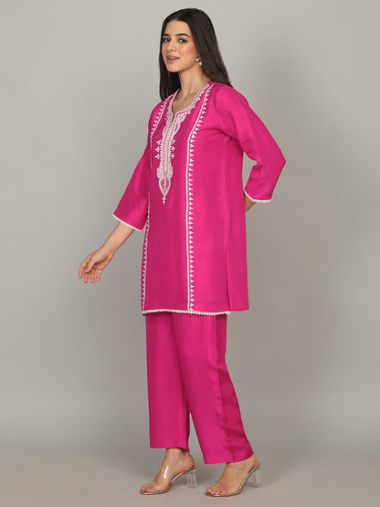 FUSCHIA NOOR