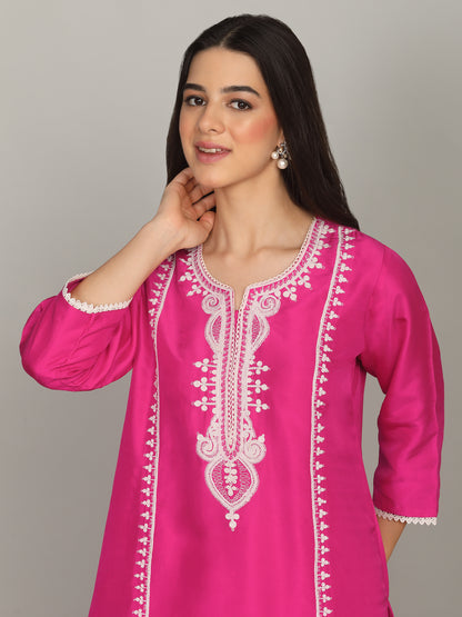 FUSCHIA NOOR