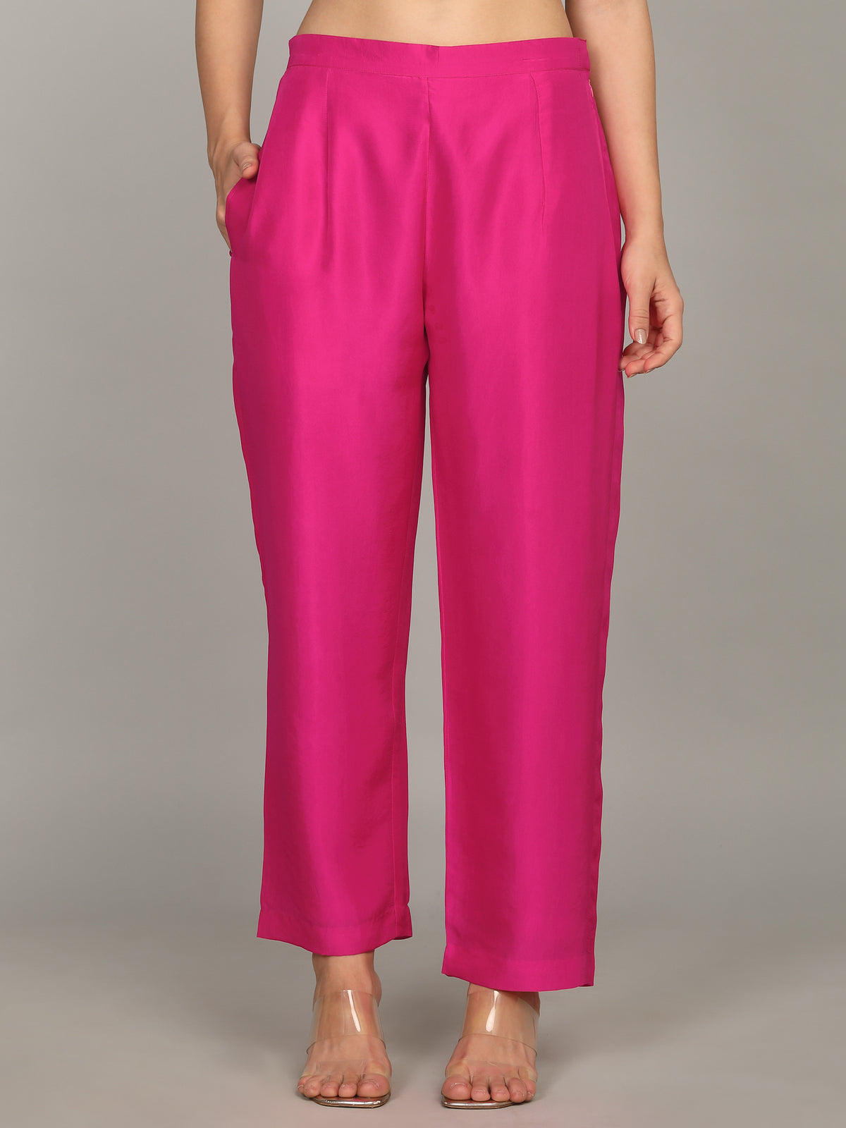 FUSCHIA NOOR