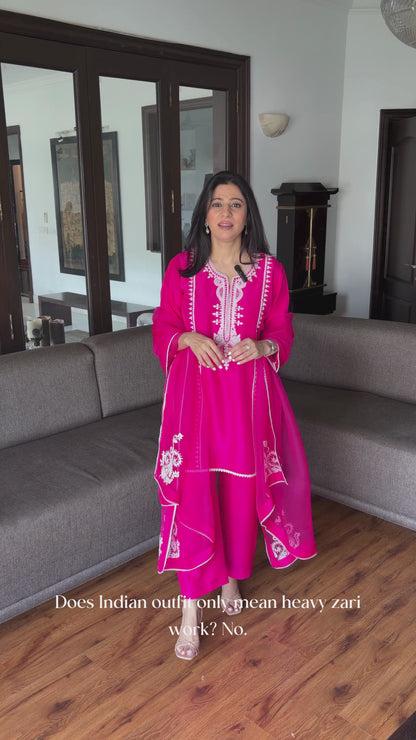 FUSCHIA NOOR